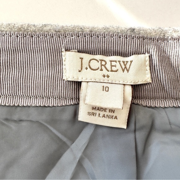 J. Crew mini skirt in a wool blend, fully lined - Picture 8 of 9